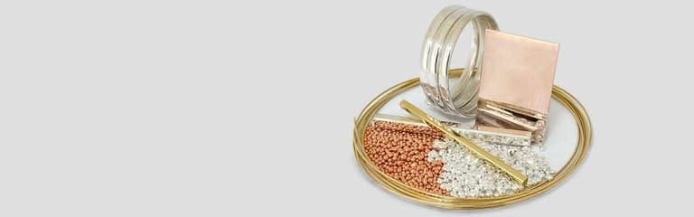 White Gold vs Platinum: Which Should You Choose
