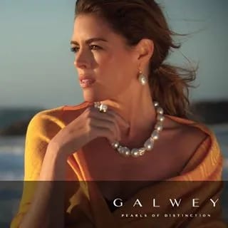 Pearls By Lyndal Galwey logo