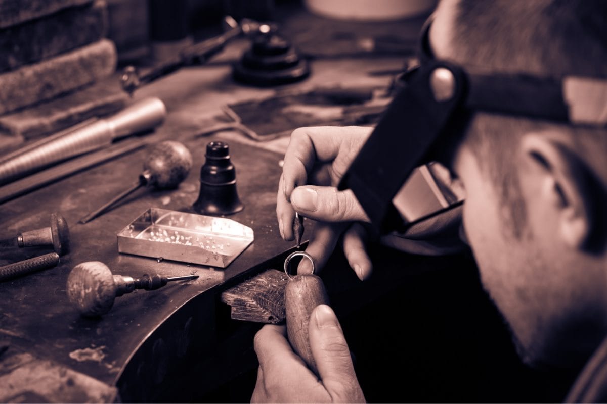 Robbie Chapman Jewellery Repair And Restoration 1200x800 1